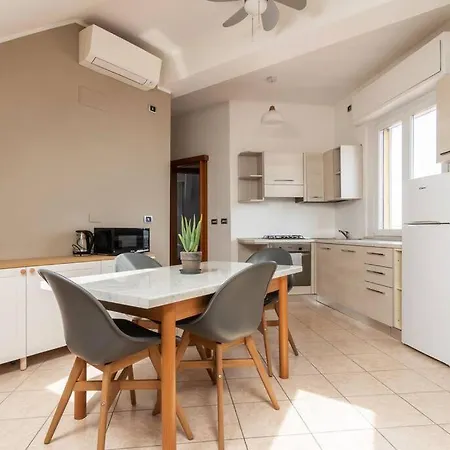 Bilocale Quartiere Della Moda Appartement Milan